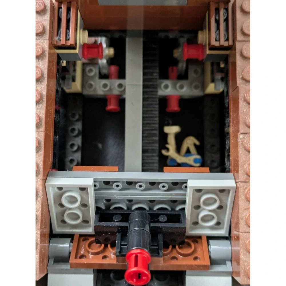 Lego Star Wars MTT Droid EOL Transport 75058 Incomplete Includes Droids